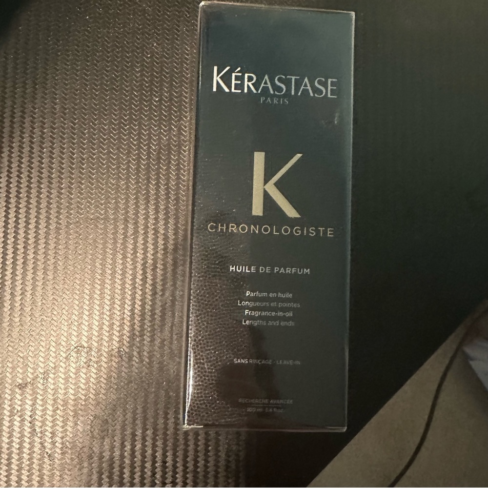 （brand new) Kerastase Chronologiste Huile De Parfum